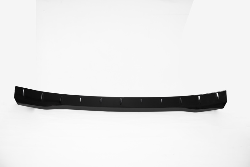 Bumperplaat T7 '25+/Custom '24+ glans zwart