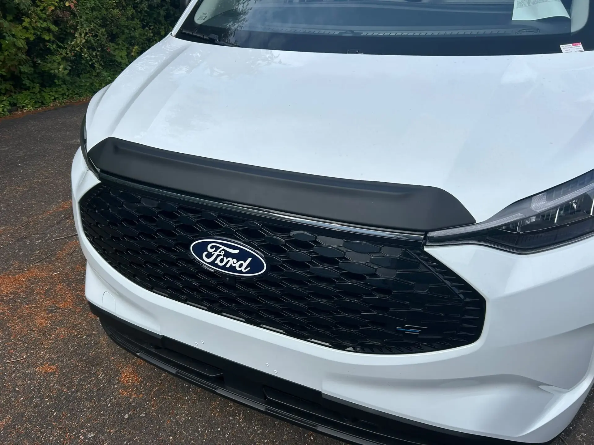 Ford Transit Custom hood deflector